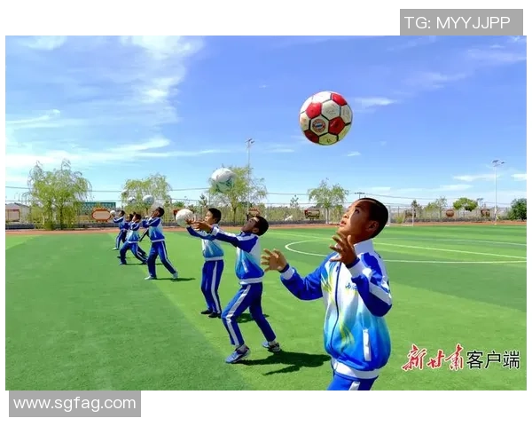 提升孩子足球技能的U6足球训练方法与技巧分享