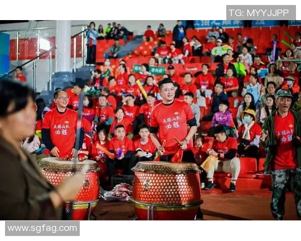 最新足球开赛盛况空前各大联赛激情对决引发球迷热潮